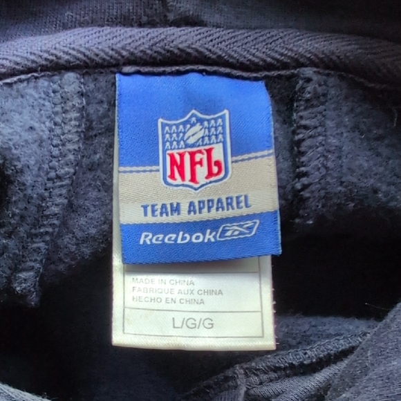 NFL / Reebok Chargers Hoodie - Large - EUC - Picture 3 of 16